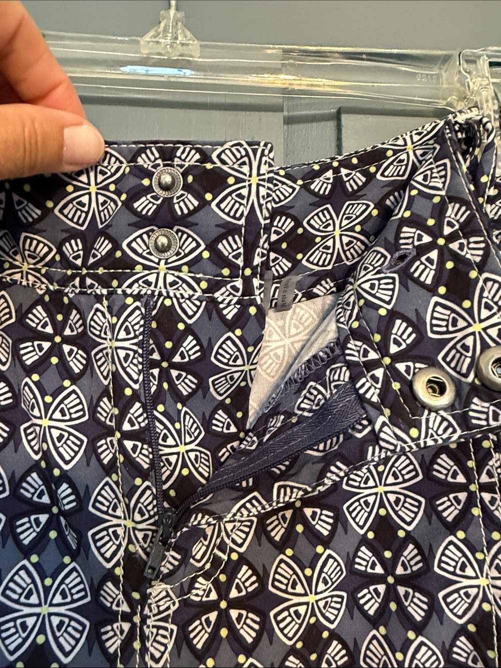 !!SALE!! Athleta Women's Black & White Printed Skort - Picture 4 of 7